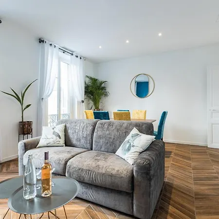 Cosy 2 Bdrs Near Garibaldi Square Apartamento