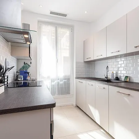 Apartamento Cosy 2 Bdrs Near Garibaldi Square